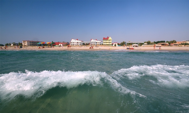 Пляж Парус в Поповке – отдых в Крыму в частном секторе